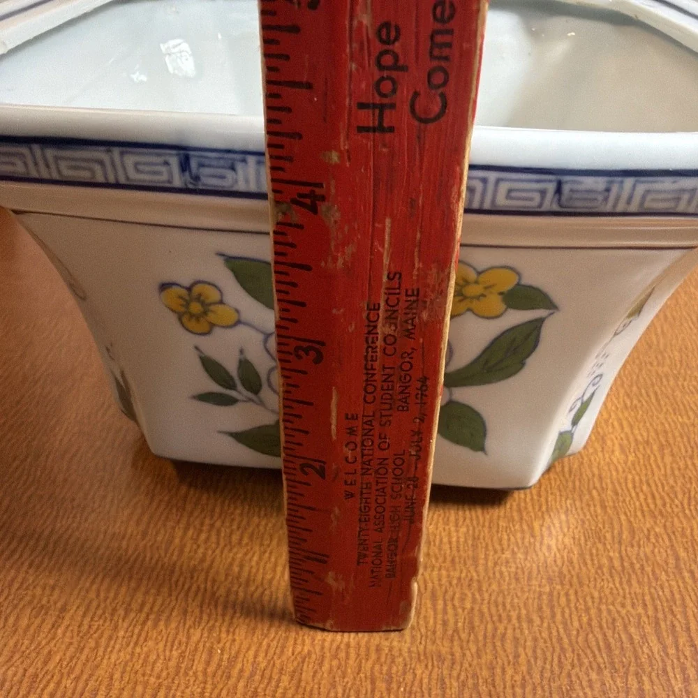 Vintage AAA Imports Inc. Decoware Pottery Planter